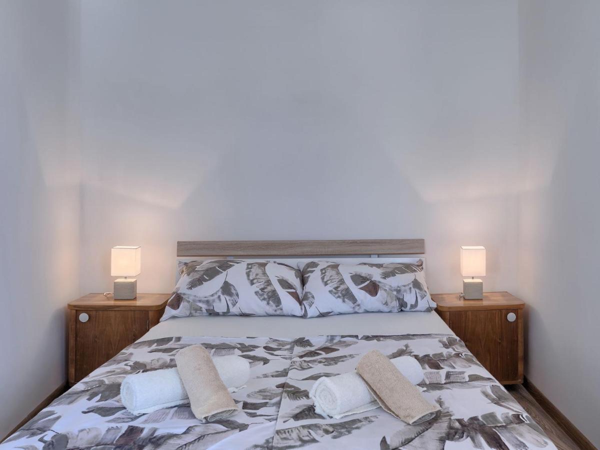 Evelina By Interhome *